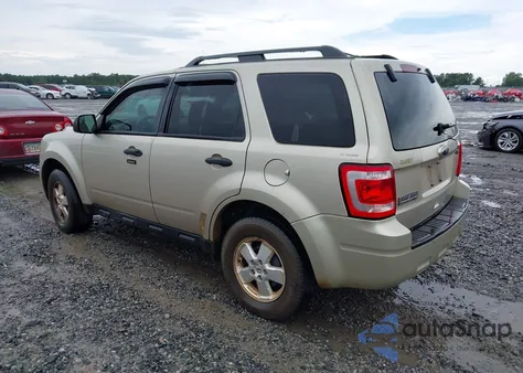 2011 Ford Escape Xlt z USA, uszkodzony, nr VIN 1FMCU0D75BKA53658